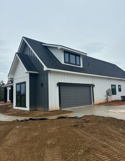 New Garage Door Instalation in Mobile Alabama